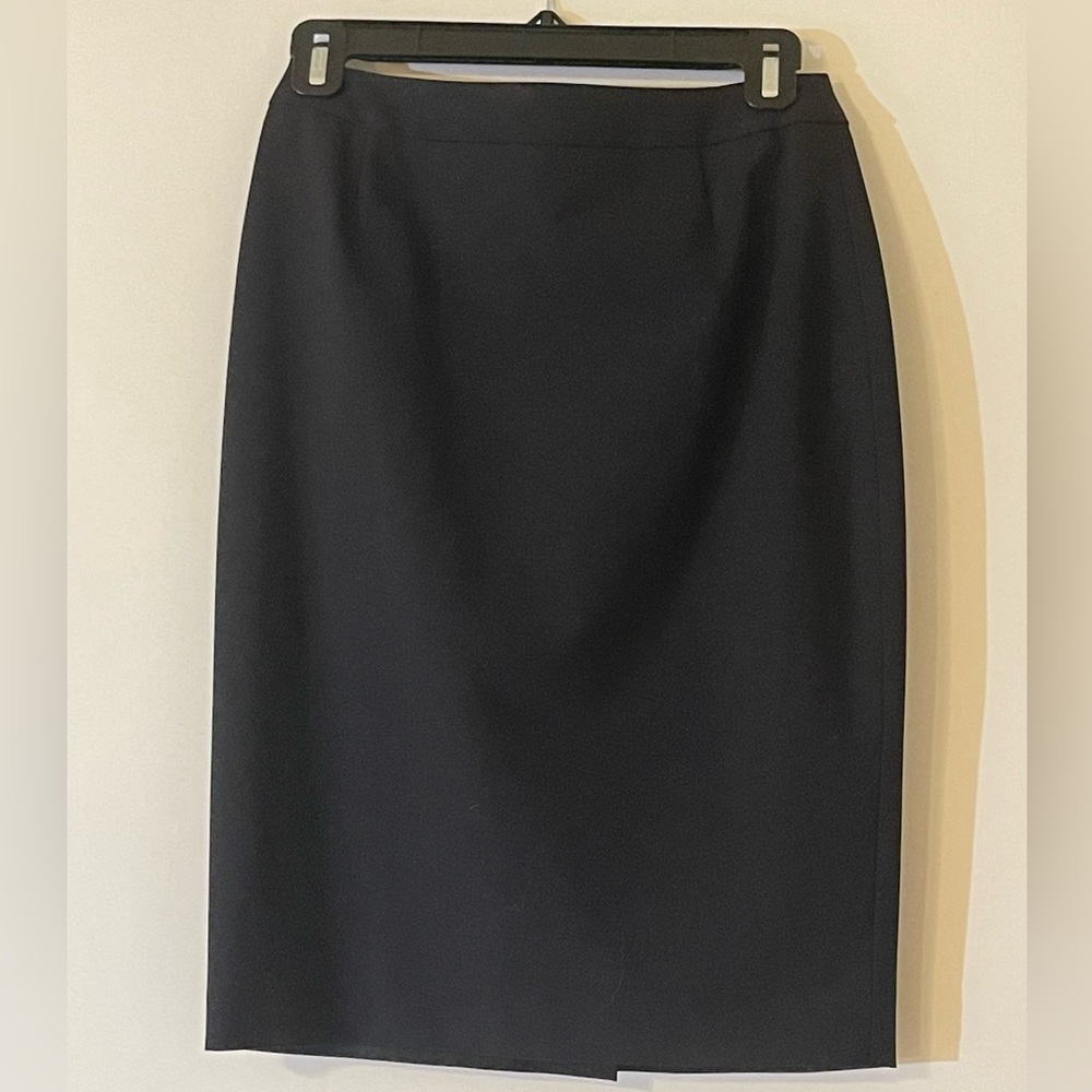 Boss Black Pencil Skirt Size 2 Single Vent, 100% Wool